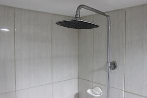 Modern Chic Studio Apartment at Tamansari La Grande near BIP