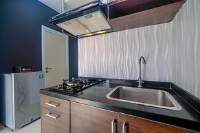 Comfort 1BR with Study Room Green Pramuka Apartment