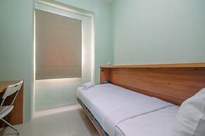 Trendy Connecting Mall 2BR Green Pramuka Apartment