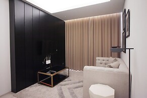 Premium 2BR Apartment near Marvell City Mall at The Linden