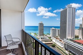 Waikiki Banyan High Level Condo with Private Lanai by Koko Resort Vaca