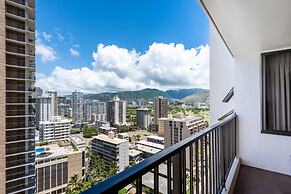 Waikiki Banyan High Level Condo with Private Lanai by Koko Resort Vaca