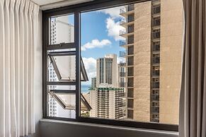 Waikiki Banyan High Level Condo with Private Lanai by Koko Resort Vaca