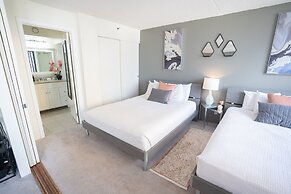 Deluxe Ocean View Condo 2 Queen Beds in Waikiki, FREE Parking & Wi-Fi 