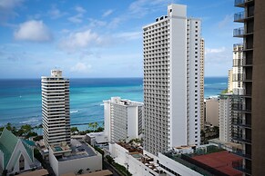 Deluxe Ocean View Condo 2 Queen Beds in Waikiki, FREE Parking & Wi-Fi 