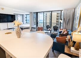 Deluxe Ocean View Condo 2 Queen Beds in Waikiki, FREE Parking & Wi-Fi 