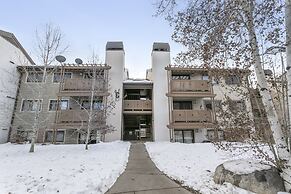 Liftview Miniums 2 Bedroom Condo by RedAwning