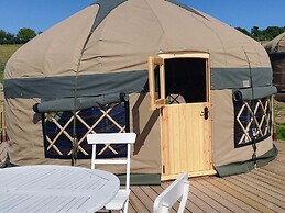 Looe Yurts
