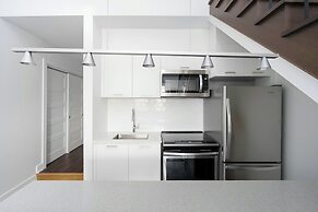 Sonder by Marriott Bonvoy Gare Saint Denis Apartments Downtown