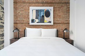 Sonder by Marriott Bonvoy Gare Saint Denis Apartments Downtown