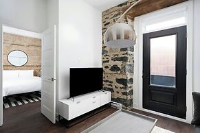 Sonder by Marriott Bonvoy Gare Saint Denis Apartments Downtown