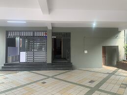 JK Rooms 147 Lions - Best Budget Hotel In Koradi Nagpur