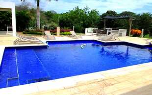 Casa Quinta con Piscina Privada Girardot