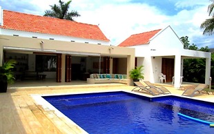 Casa Quinta con Piscina Privada Girardot