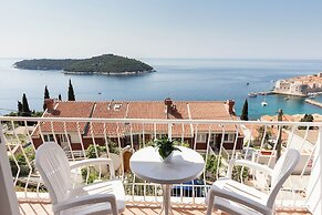 Beautiful Nest Rooms