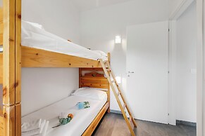 Bellevue Modern Apartment 10