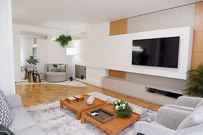 Porto Family Home by MP
