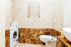 Apartments near Train Station