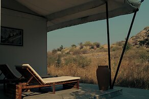 Brij Pola, Jawai - Luxury Jungle Camp with Private Pools