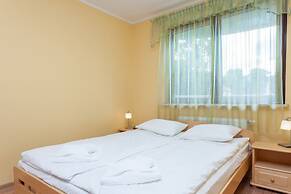 Apartments Handwit by Renters