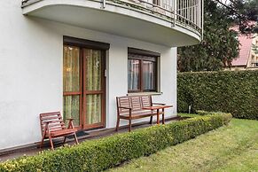 Apartments Handwit by Renters