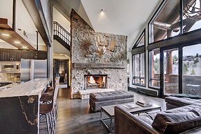 Stunning 4 Bedroom Condo Snowcloud Base Of Bachelor Gulch Condo by Red