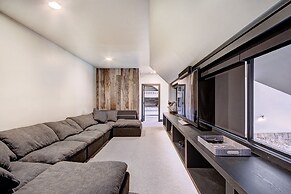 Stunning 4 Bedroom Condo Snowcloud Base Of Bachelor Gulch Condo by Red