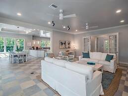 The Palm and Shell Captiva Island Private Luxury Home With Pool hot tu