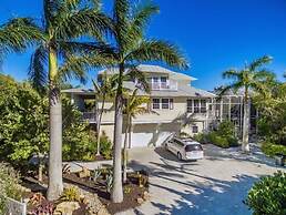 The Palm and Shell Captiva Island Private Luxury Home With Pool hot tu