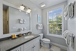 The Palm and Shell Captiva Island Private Luxury Home With Pool hot tu