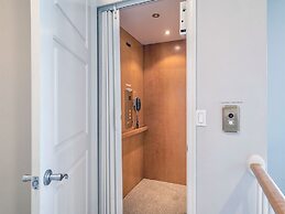 The Palm and Shell Captiva Island Private Luxury Home With Pool hot tu