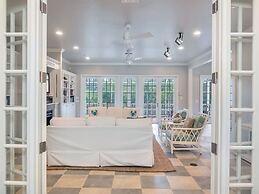 The Palm and Shell Captiva Island Private Luxury Home With Pool hot tu