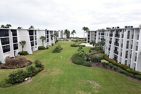 Sundial Beach Resort by Dream Vacation Rentals