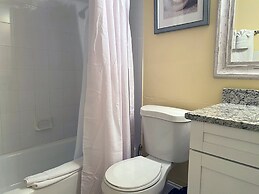 Sundial Beach Resort by Dream Vacation Rentals