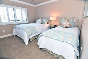 Sundial Beach Resort by Dream Vacation Rentals