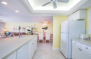Sundial Beach Resort by Dream Vacation Rentals