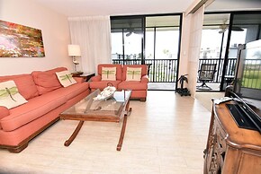 Sundial Beach Resort by Dream Vacation Rentals