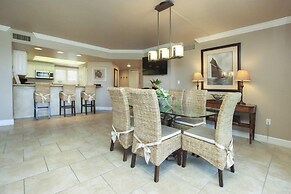 Sundial Beach Resort by Dream Vacation Rentals