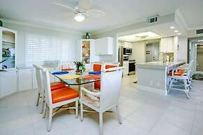 Sundial Beach Resort by Dream Vacation Rentals