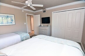 Sundial Beach Resort by Dream Vacation Rentals