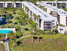 Sundial Beach Resort by Dream Vacation Rentals