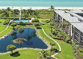 Sundial Beach Resort by Dream Vacation Rentals