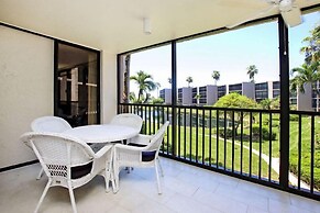 Sundial Beach Resort by Dream Vacation Rentals