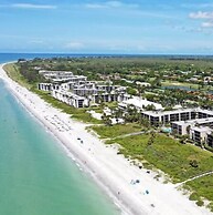 Sundial Beach Resort by Dream Vacation Rentals