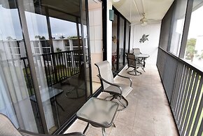 Sundial Beach Resort by Dream Vacation Rentals