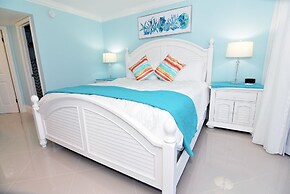 Sundial Beach Resort by Dream Vacation Rentals