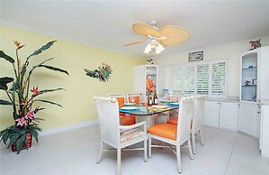 Sundial Beach Resort by Dream Vacation Rentals