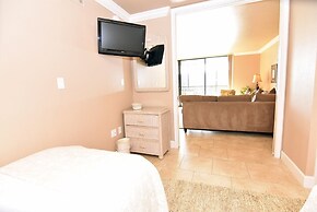 Sundial Beach Resort by Dream Vacation Rentals