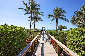 Sundial Beach Resort by Dream Vacation Rentals