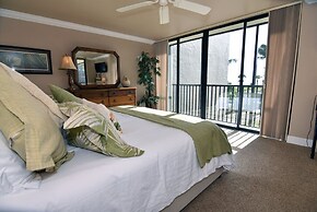 Sundial Beach Resort by Dream Vacation Rentals